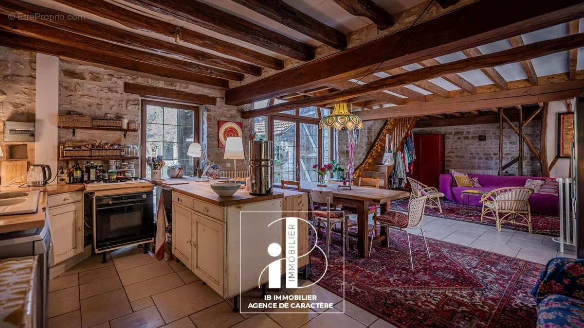 Maison à BOURRON-MARLOTTE