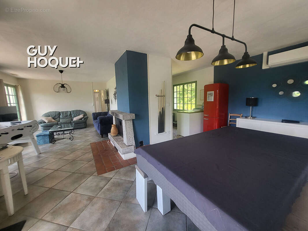 Maison de plain-pied avec piscine, jacuzzi et vue exceptionnelle sur le Lac des Settons - photo 6