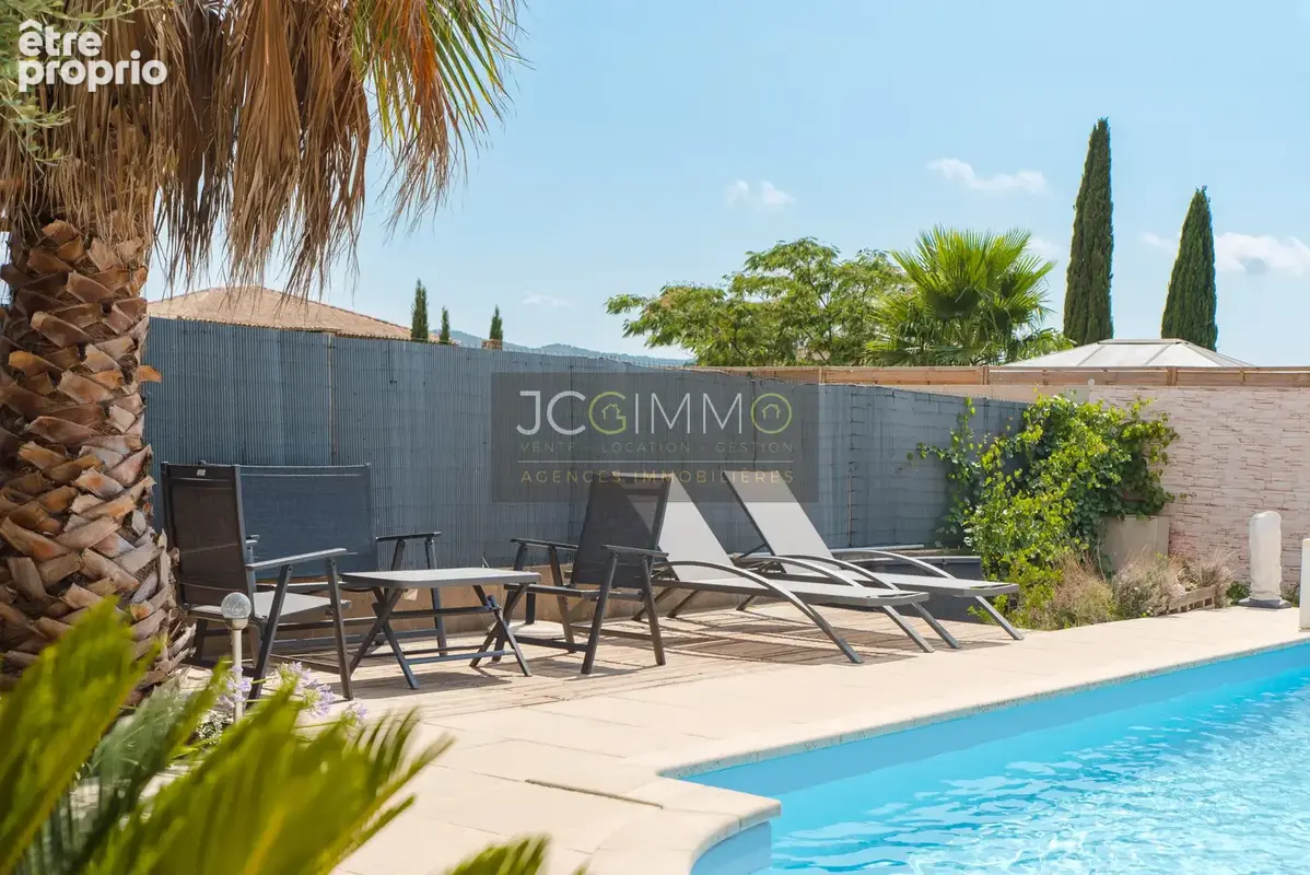 Villa de plain-pied 115m2 - 4 chambres, piscine et garage ! - photo 15