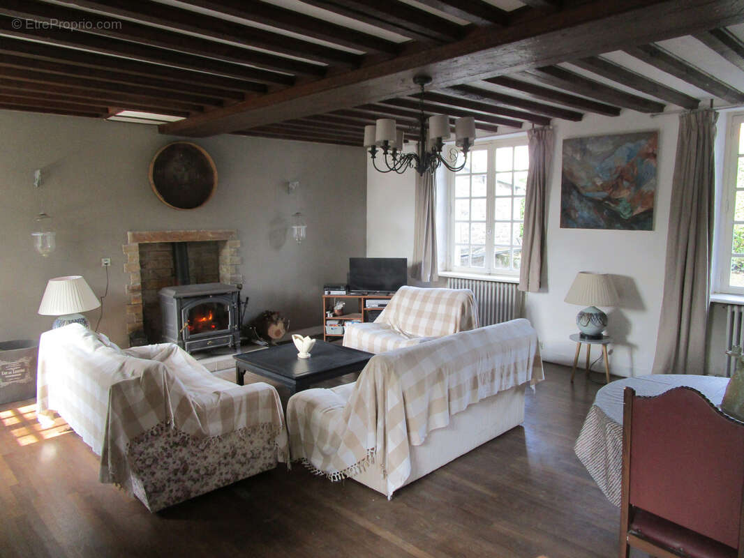 Maison à LANDELLES-ET-COUPIGNY