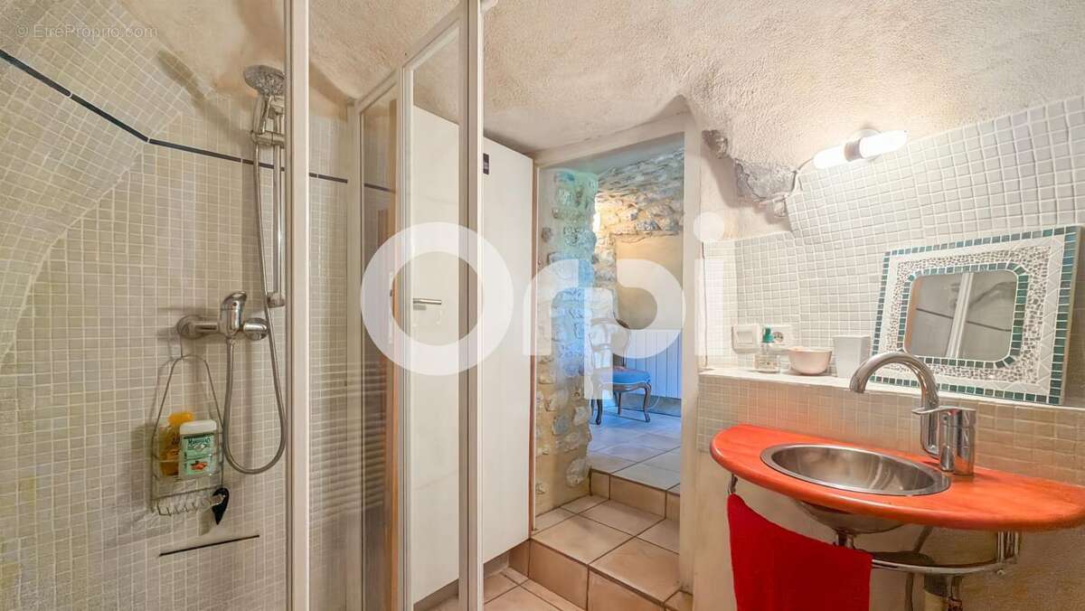 Belle maison de village en pierres avec terrasse - photo 9