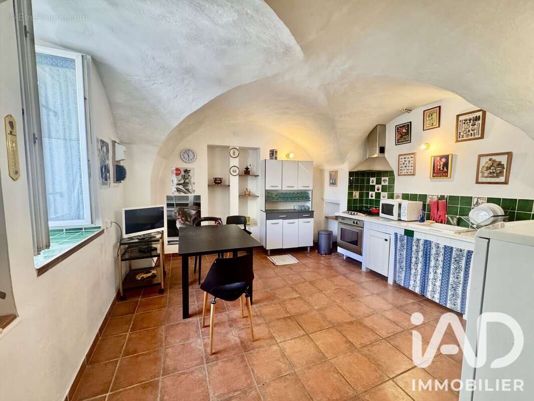 Maison 84 m² à Marguerittes  - photo 3