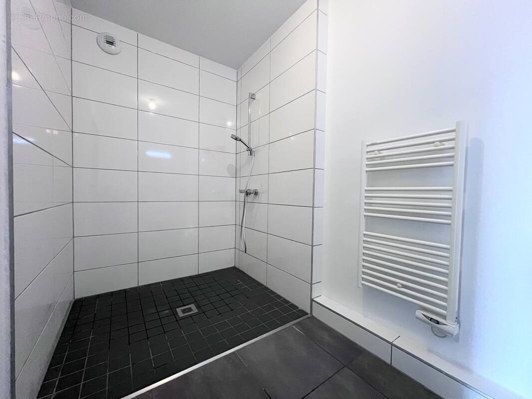 Douche - Appartement à SAINT-LOUIS