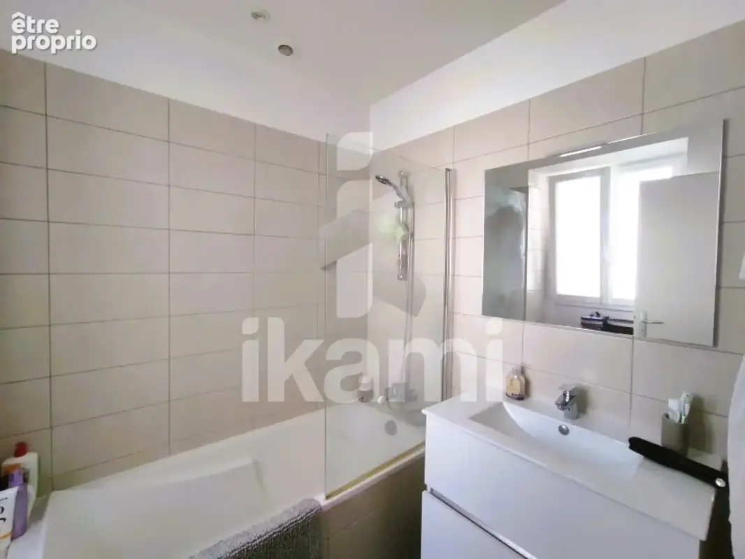 Appartement T2 rénové 57 m2 - GENISSIEUX - photo 6