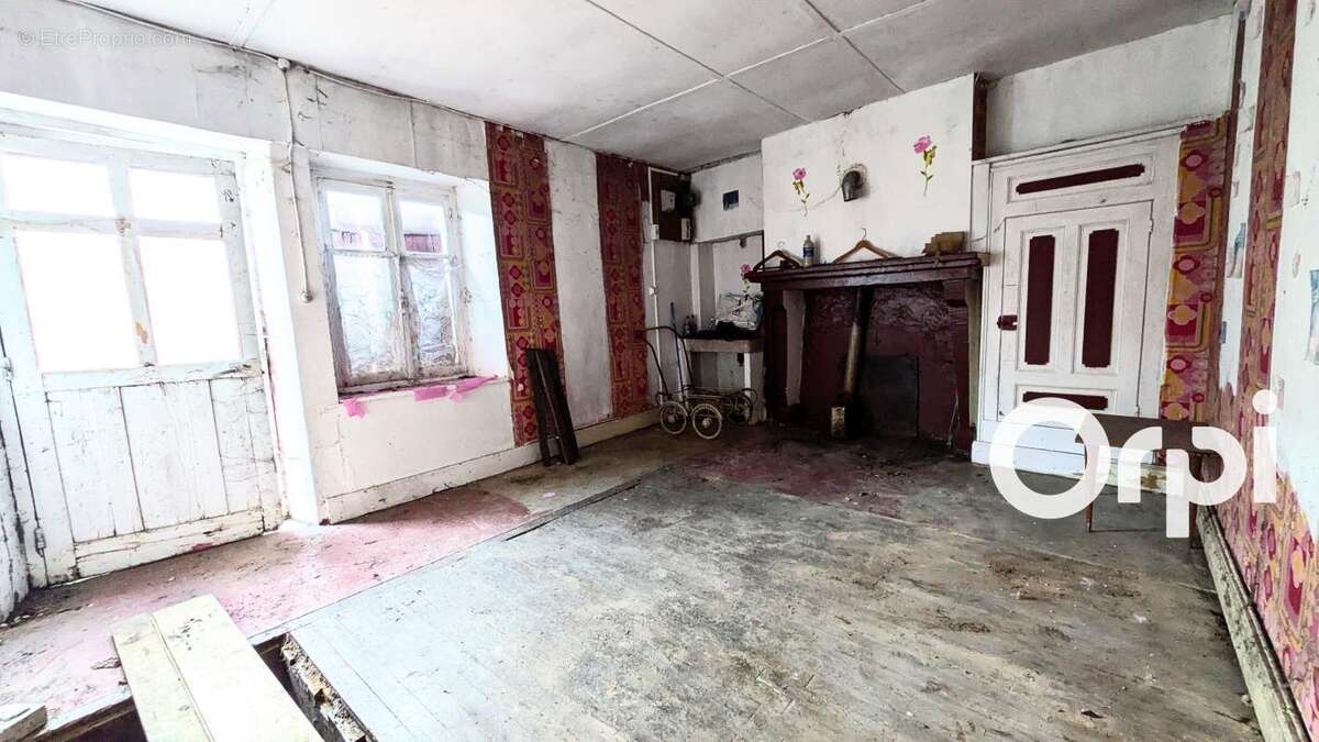 Maison à MARBEVILLE