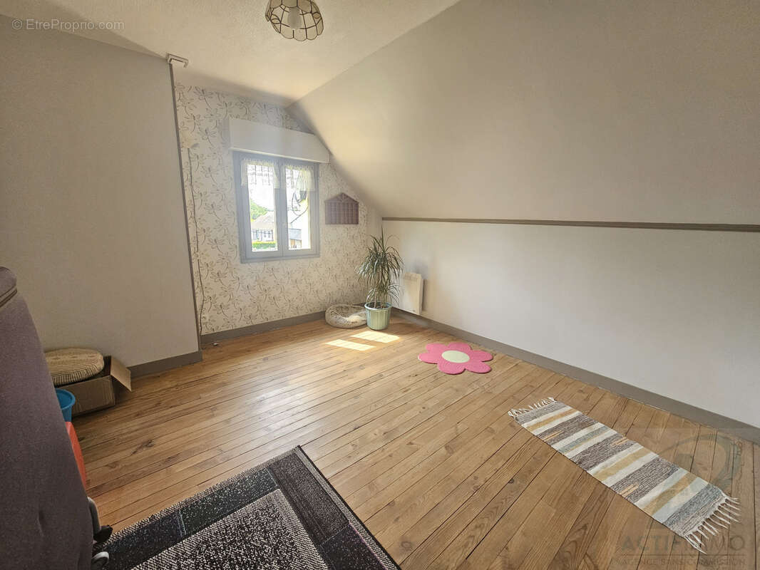 Maison à MESSEI