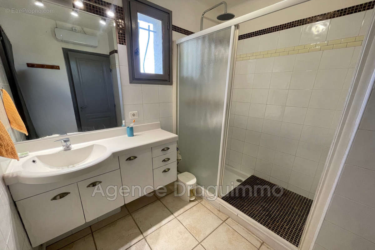 Maison à TRANS-EN-PROVENCE