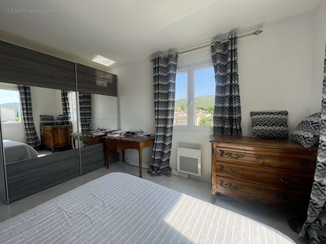 Maison à SAINT-ZACHARIE