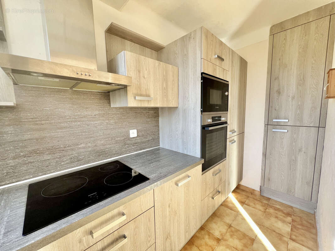 Maison à SAINT-MICHEL-L'OBSERVATOIRE