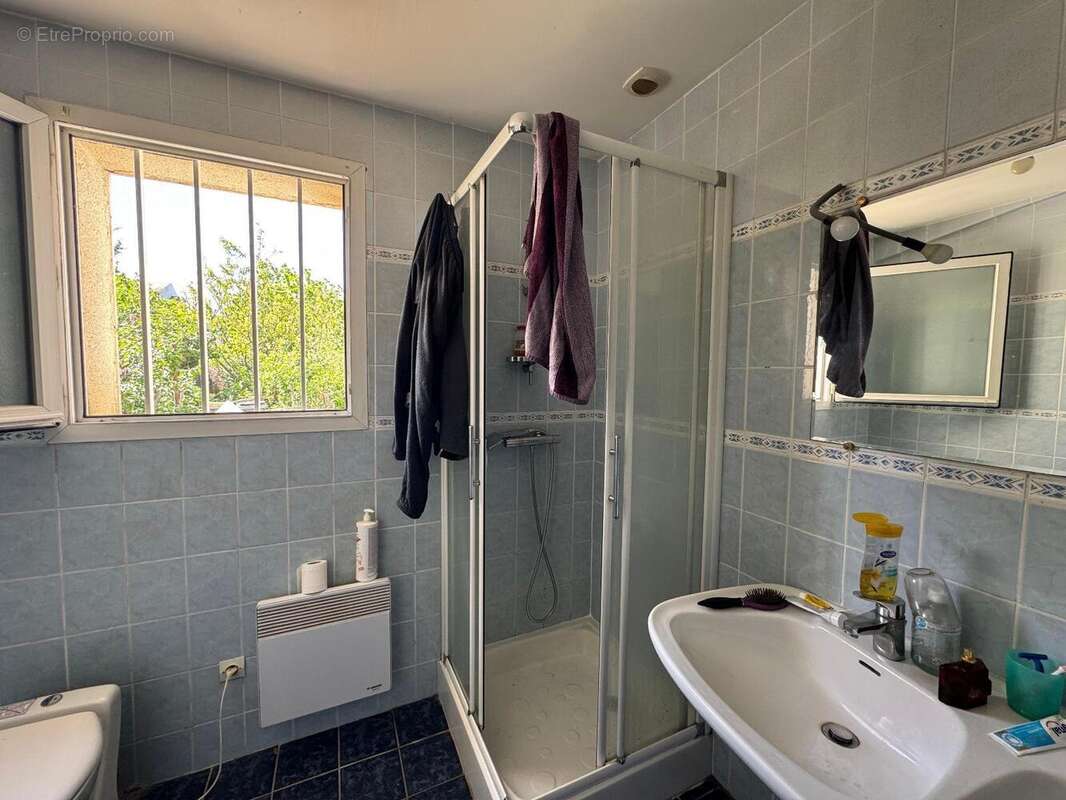   - Maison à THOUARS