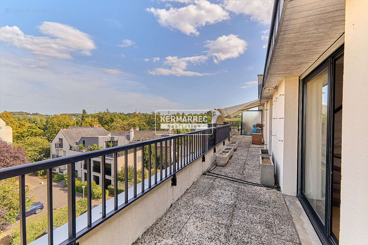 A vendre appartement t5 duplex 130 m² au sol  dernier étage  avec ascenseur residence cesson parc place sevigne - photo 4