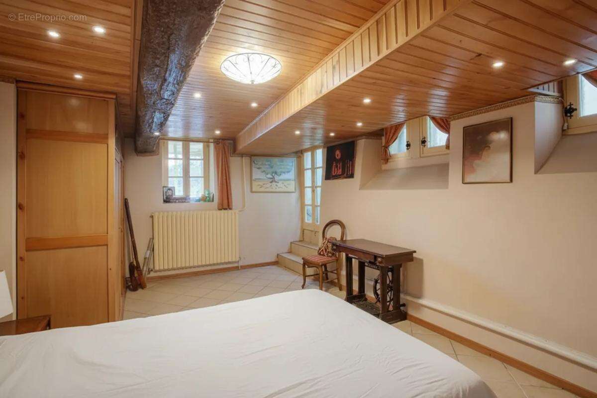 Maison de 5 pièces de 134 m² à Pézenas - photo 21