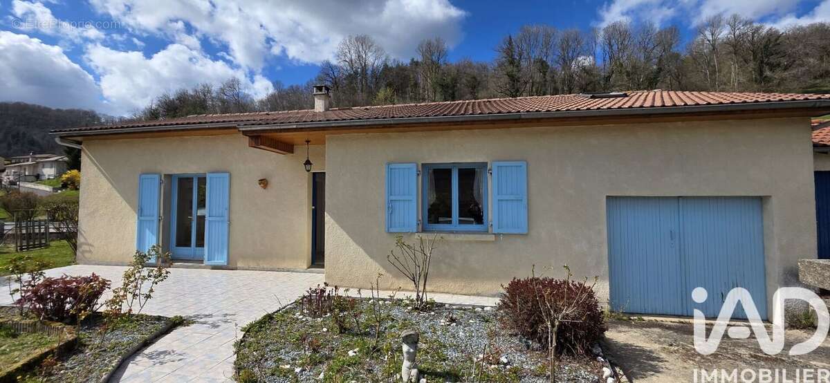 Maison 94 m² à Saint-Simon  - photo 4