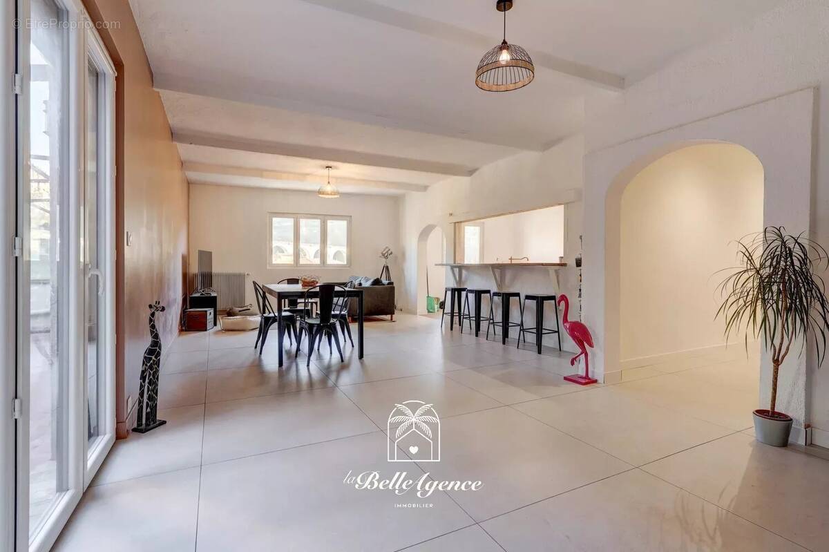Appartement à L'ESCARENE