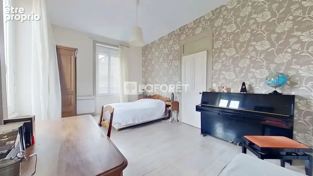 Lyon 3 -  Maison de155 m², jardin, garage et extension possible - photo 14