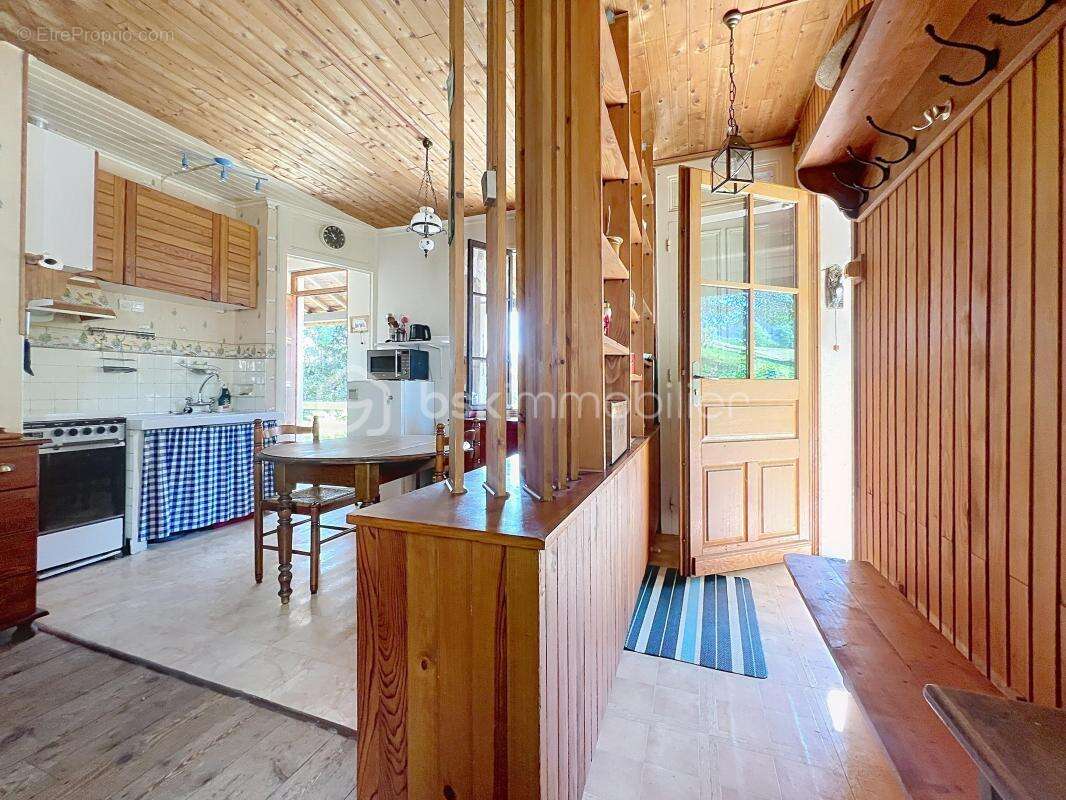 ***chalet atypique de 100 m2 terrain 1857 m2 en chartreuse calme et nature*** - photo 10