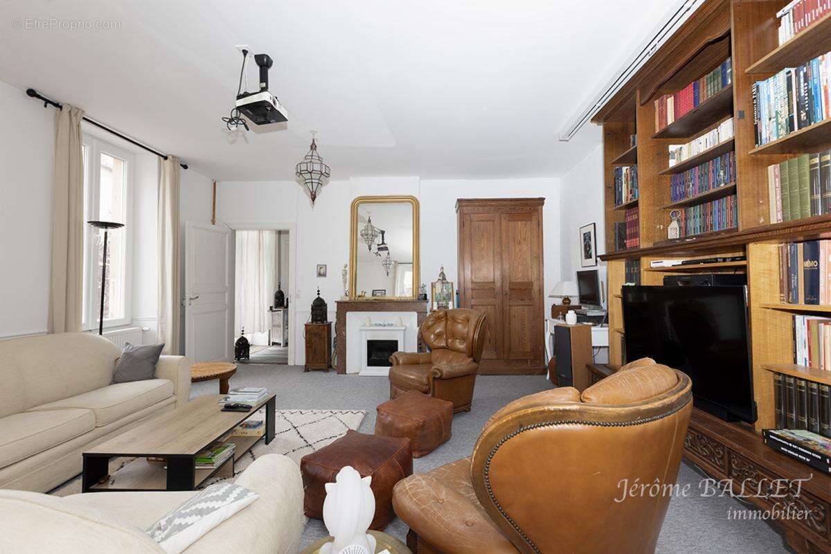 Maison 241 m² à Carmaux  - photo 15