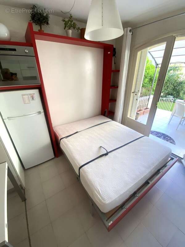 Menton Avenue Boyer/Jardins Bioves  grand studio T1 + terrasse - photo 7