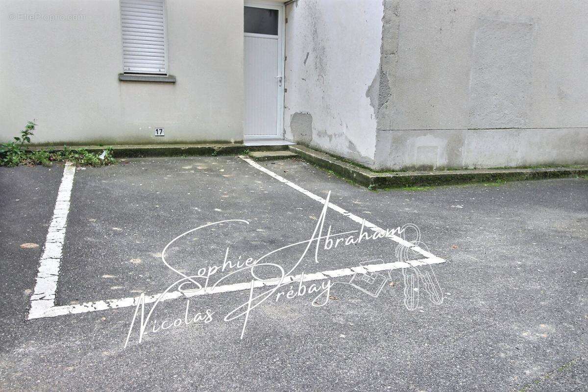 Appartement à TOURY