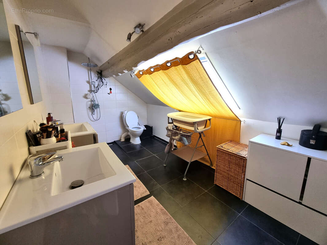Maison à LE MEE-SUR-SEINE