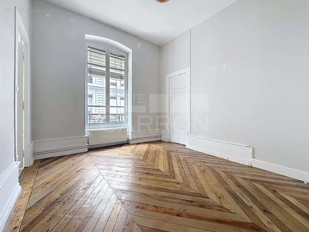 Lyon 7 quai claude bernard / universites t2 66m² excel etat 295000€ - photo 6