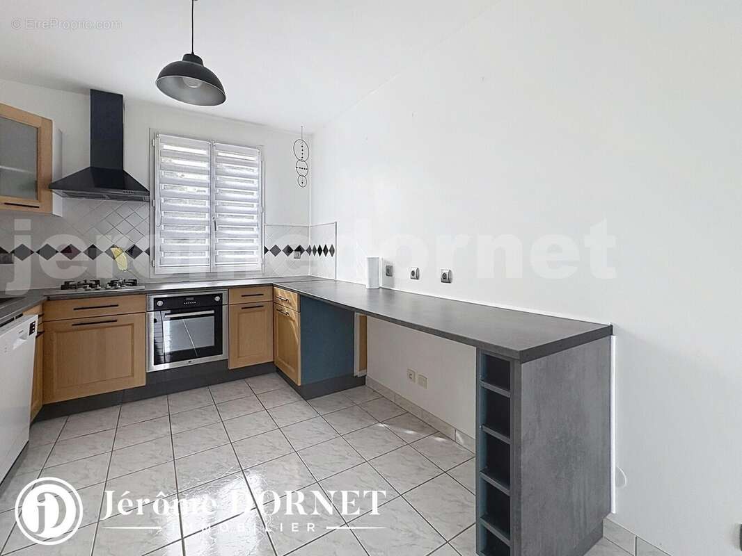 isa_00006 - Maison à POIX-DE-PICARDIE