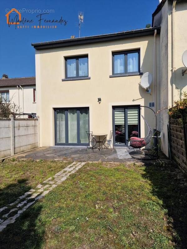 Photo 1 - Maison à MORANGIS