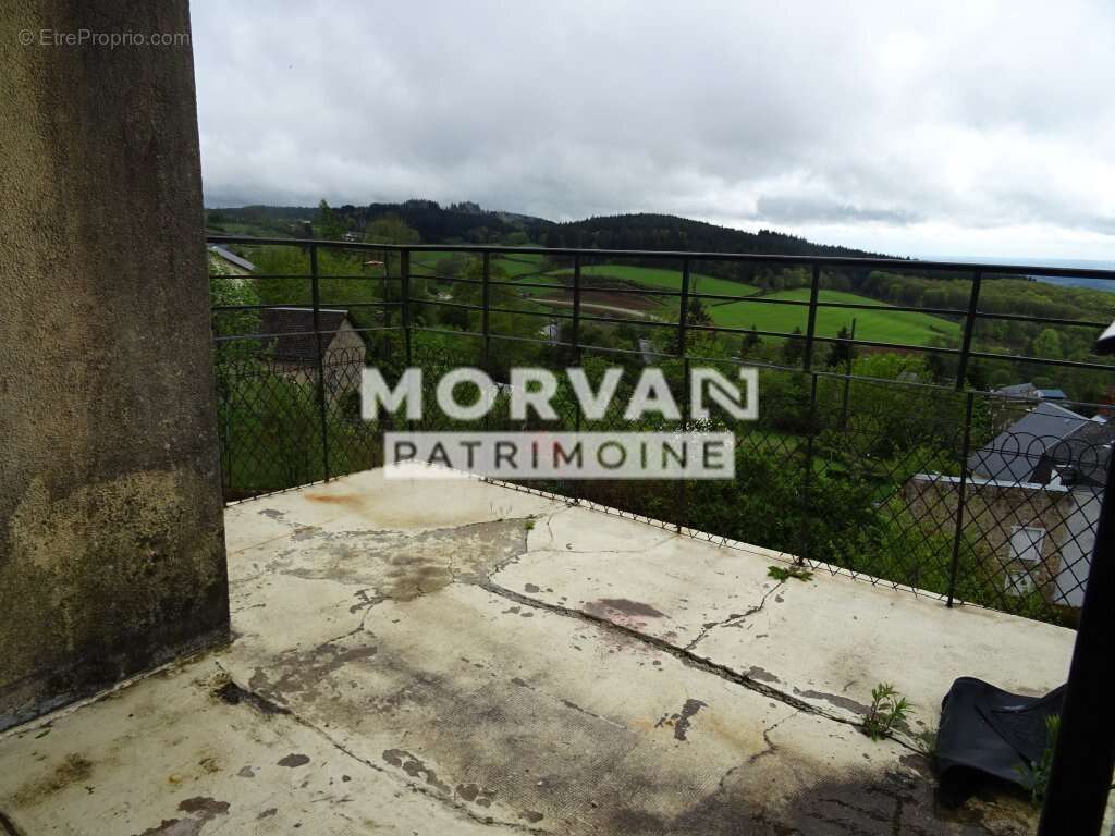 Maison à CHATEAU-CHINON(VILLE)