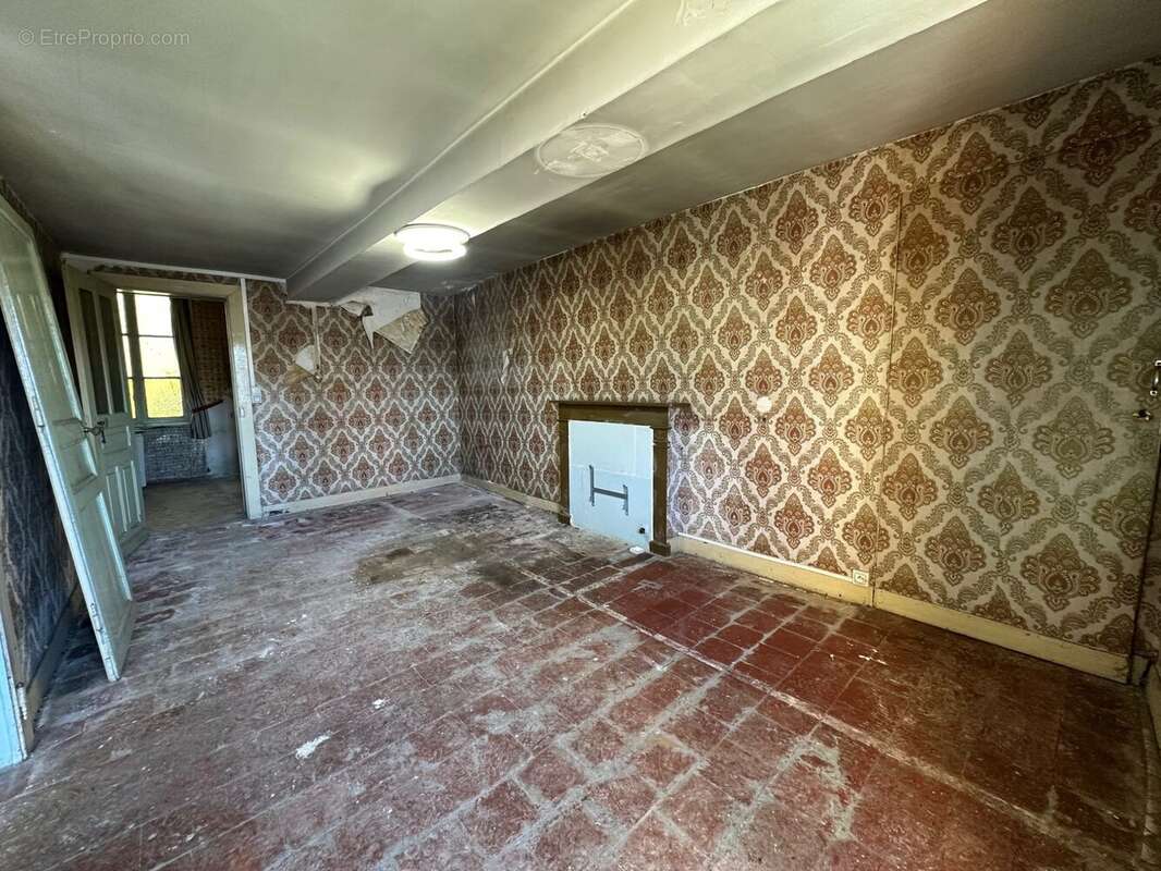 Maison à LE NOUVION-EN-THIERACHE