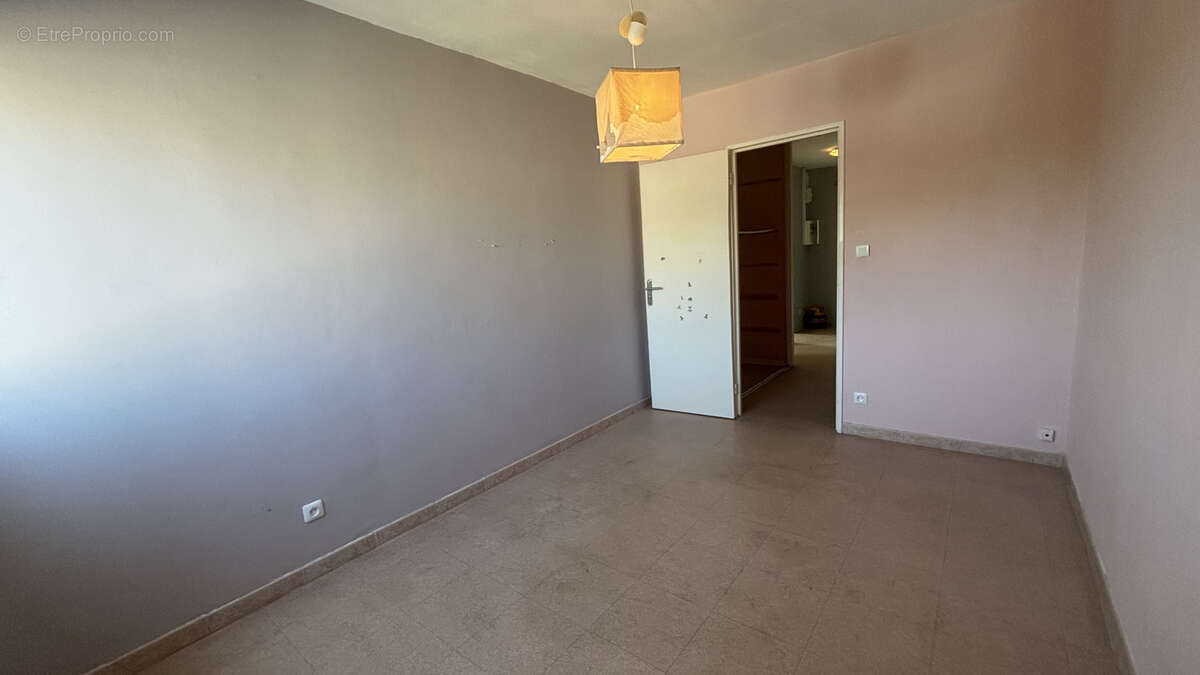 Appartement à PORT-DE-BOUC