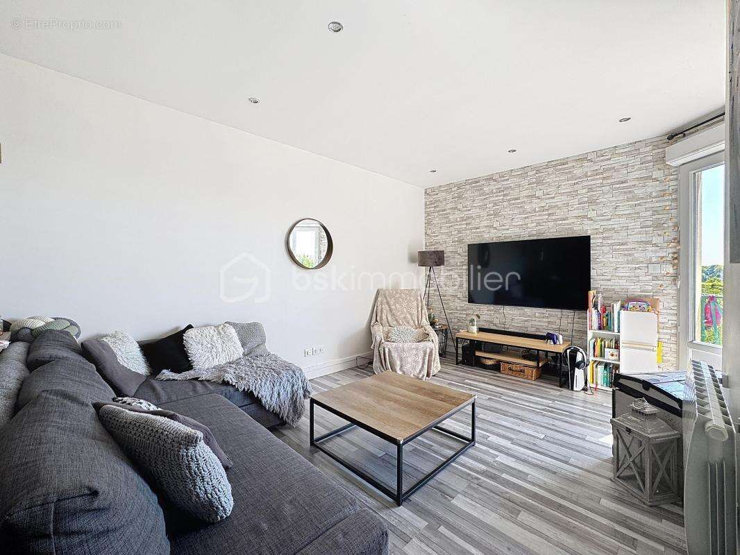 Appartement à BOUAFLE