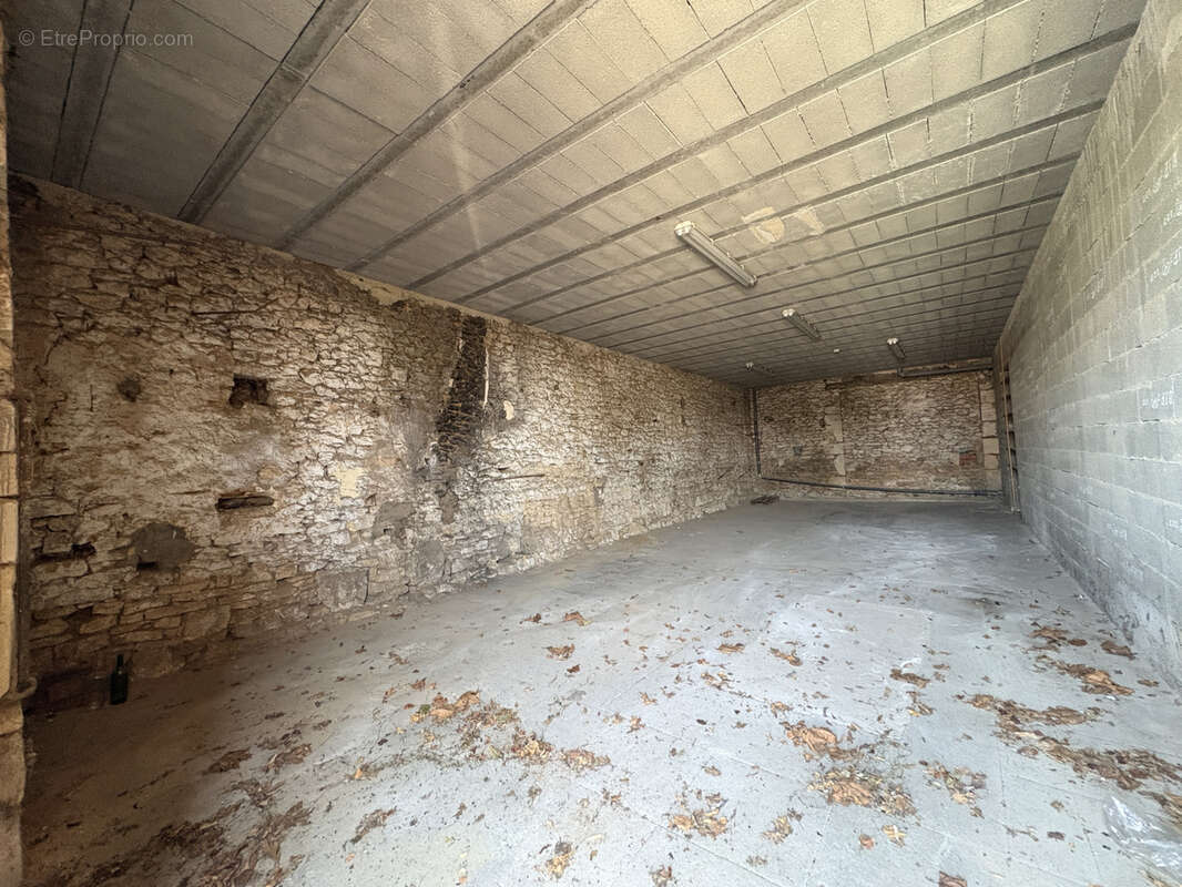 Maison de village en pierre avec grand garage   Villefranche-du-Périgord - photo 11