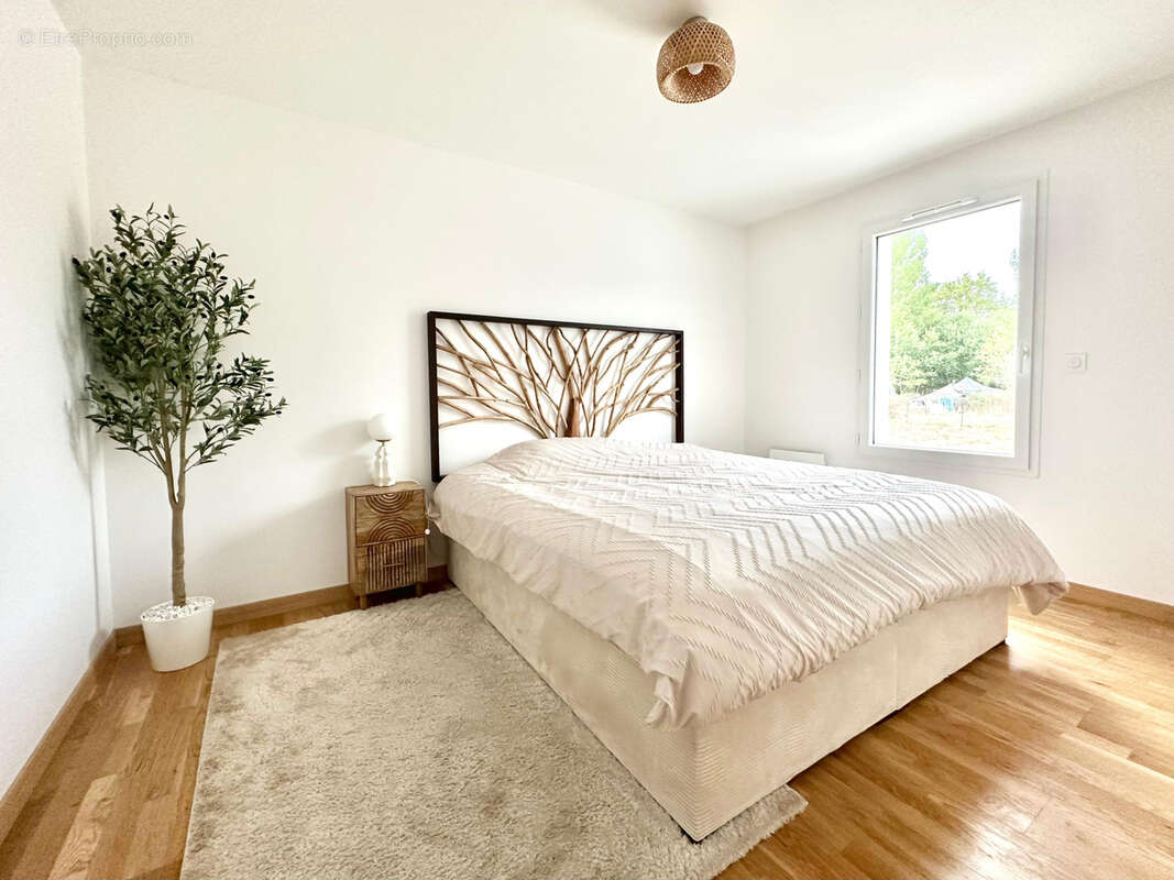 Maison à SAUGNACQ-ET-MURET