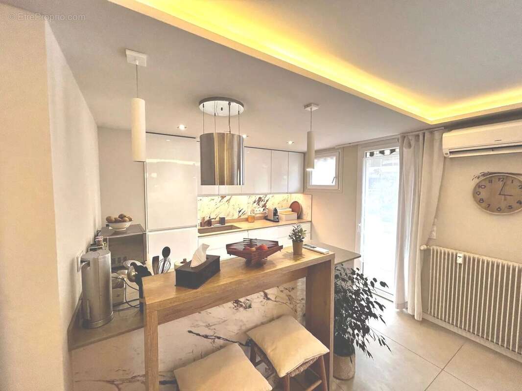 Cannes Palm-Beach Beau 3 pièces de 72 m² Traversant - photo 3