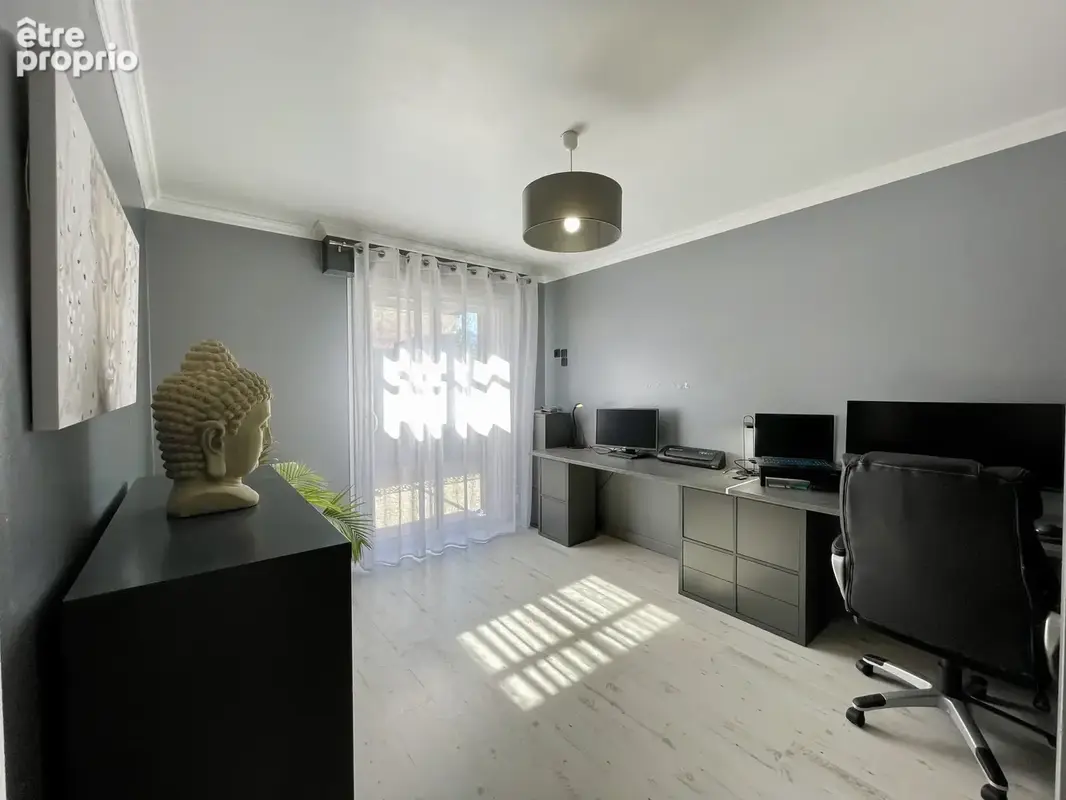 Maison de plain-pied avec Piscine secteur Bissy 73000 Chambéry - photo 10