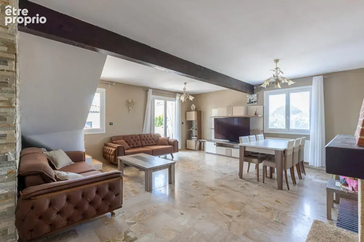Maison T6 200 m² à Plaisance-du-Touch avec jardin et terrasses - photo 5