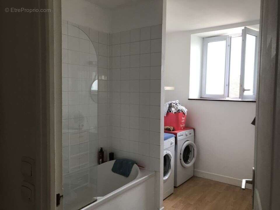 Appartement à LA CHAPELLE-MOUTILS