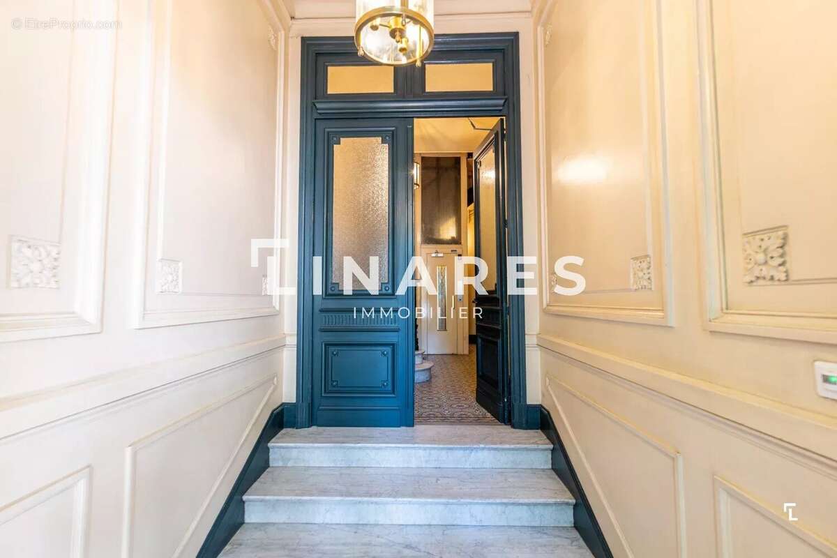 Appartement à MARSEILLE-8E