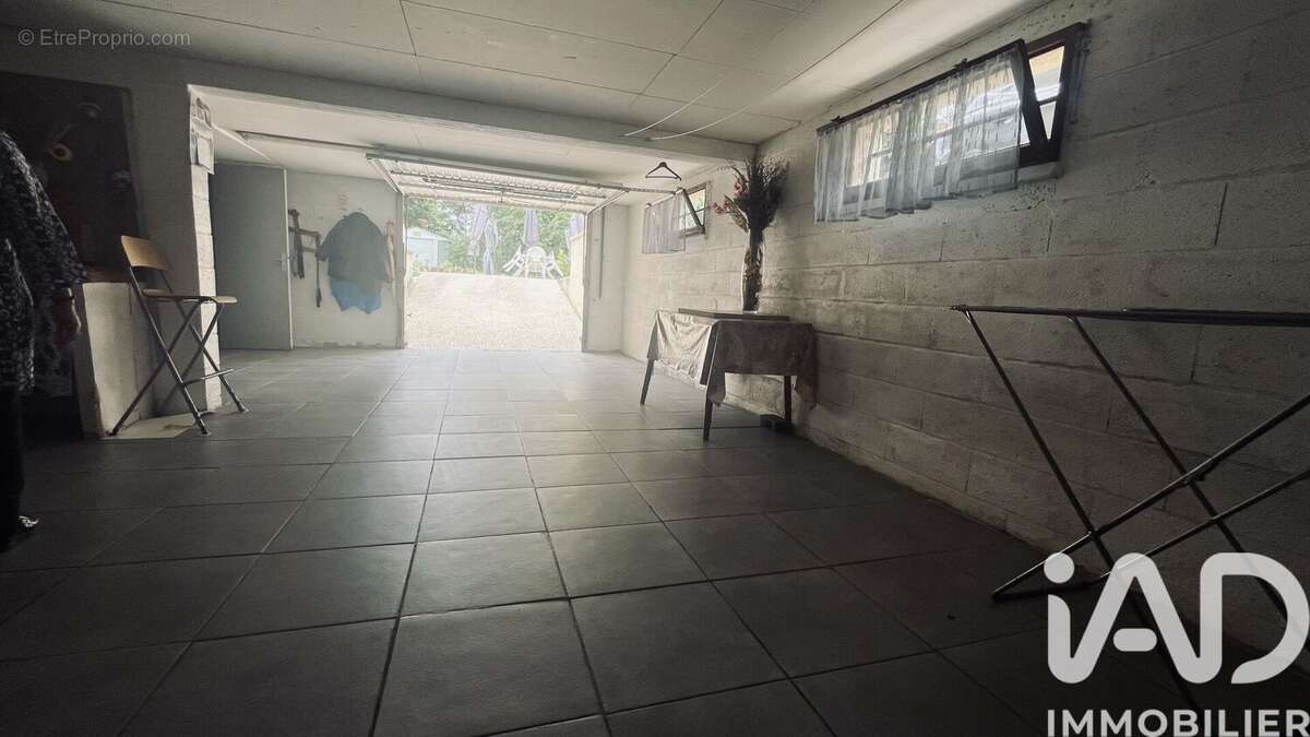 Photo 8 - Maison à VIRY-CHATILLON