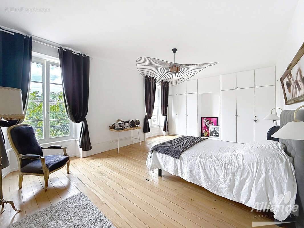 Une adresse d'exception - l'elegance intemporelle d'une demeure de caractere. - photo 6