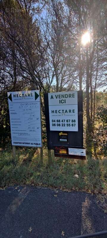 Terrain à CARCASSONNE