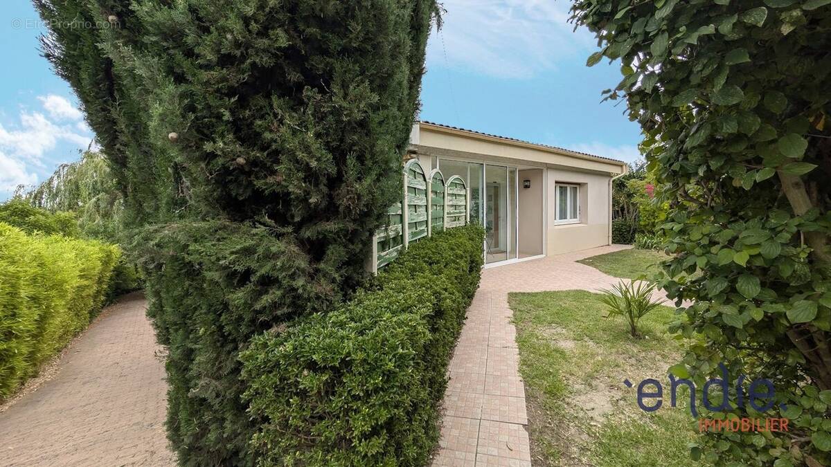 Montastruc - maison de 121 m² + 62 m² d'atelier - patrice vaissiere - endie immobilier - photo 3