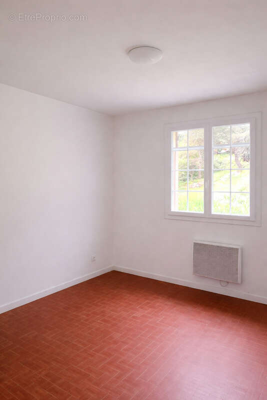 Maison à SAINT-MARTIN-DE-LONDRES