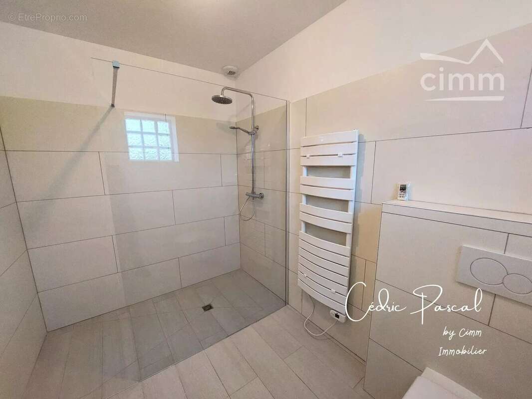 Maison à CUSSAC-FORT-MEDOC