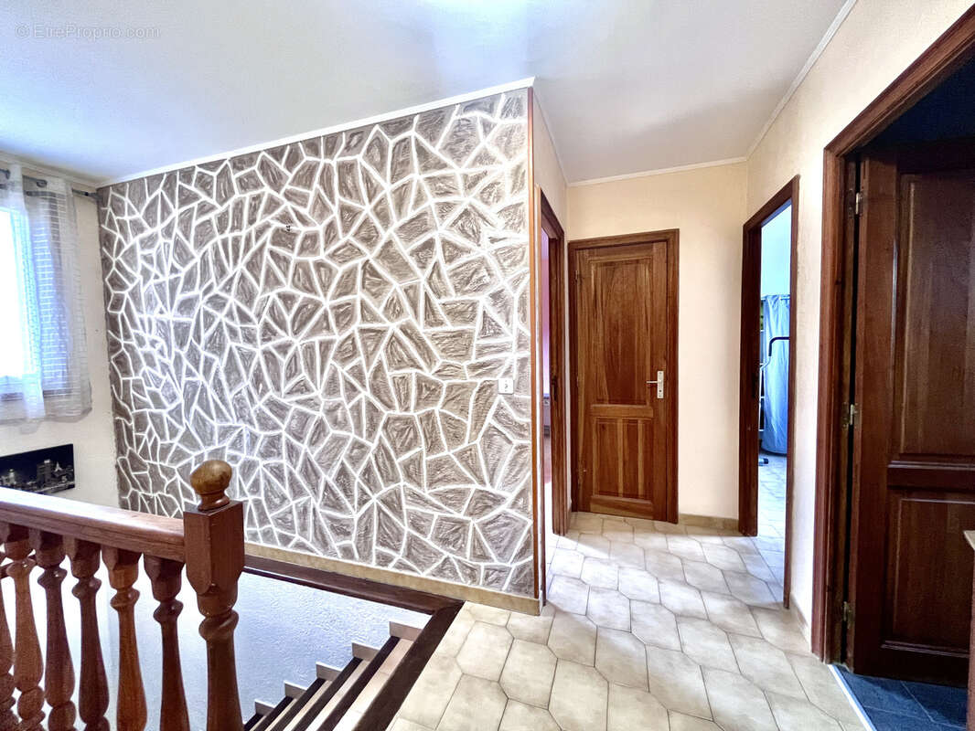 Maison à SAN-MARTINO-DI-LOTA