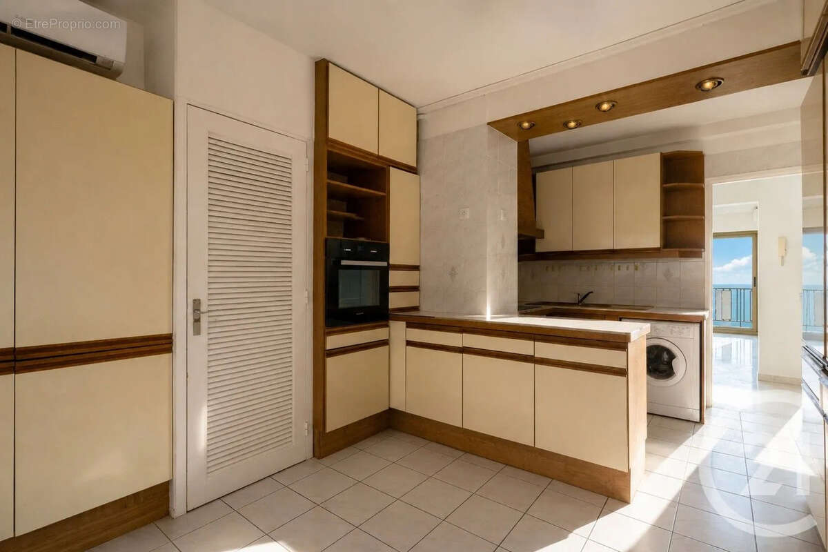 Appartement 70 m² à Roquebrune-Cap-Martin  - photo 12