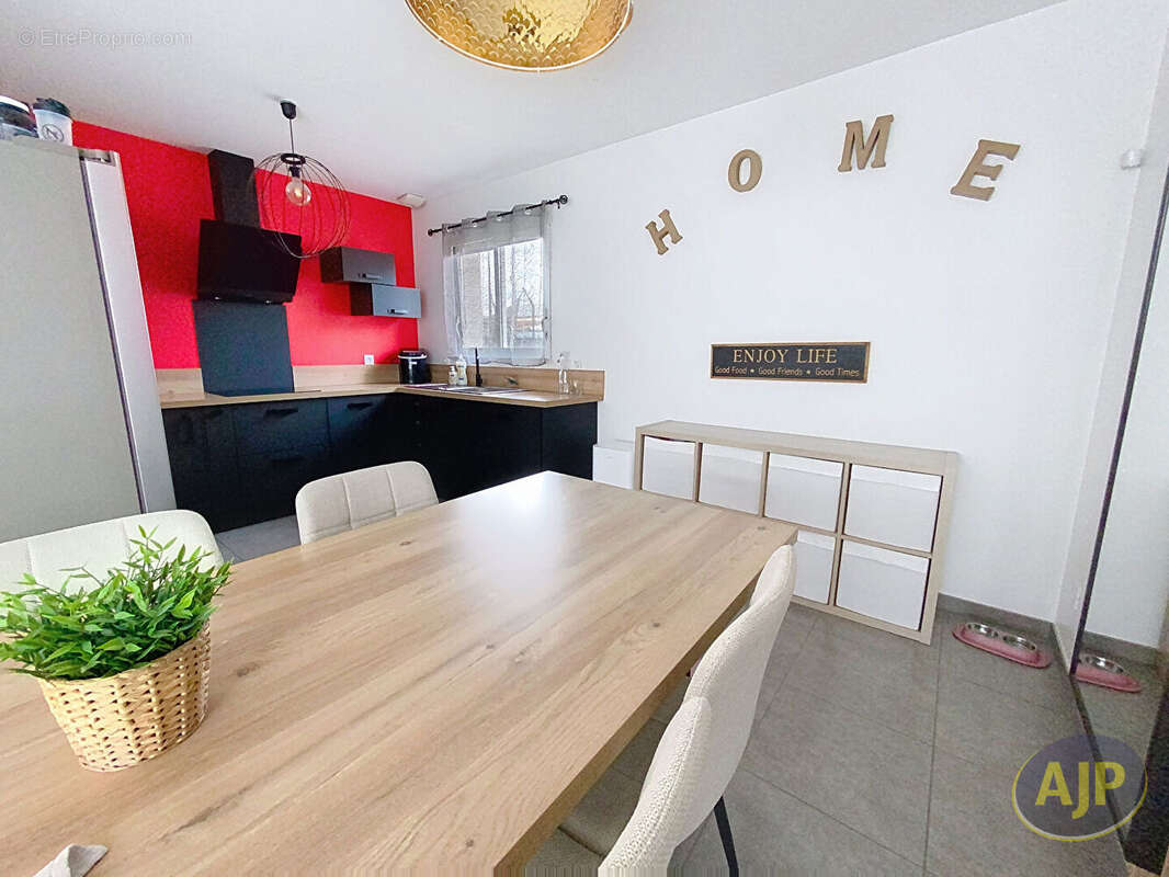 Maison à LE TAILLAN-MEDOC