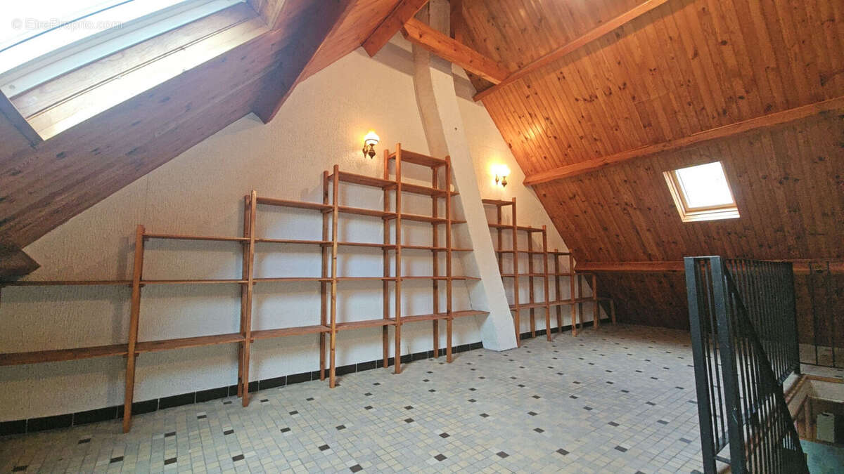 Maison à DONGES