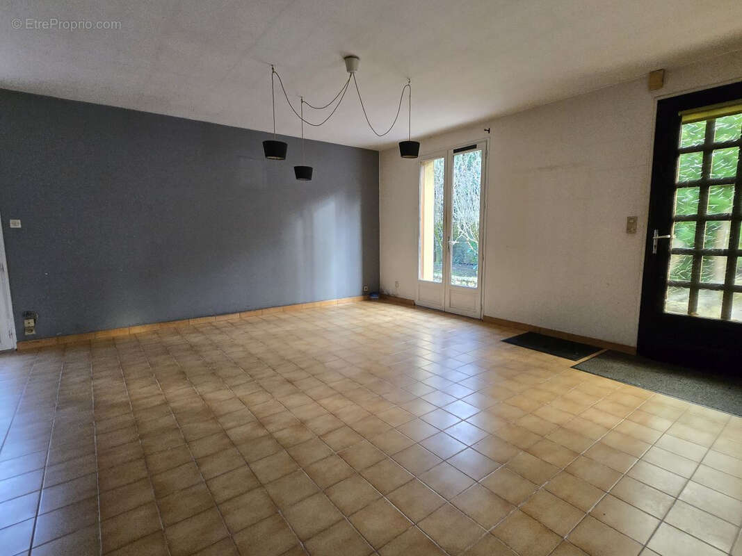 Maison à ANNESSE-ET-BEAULIEU