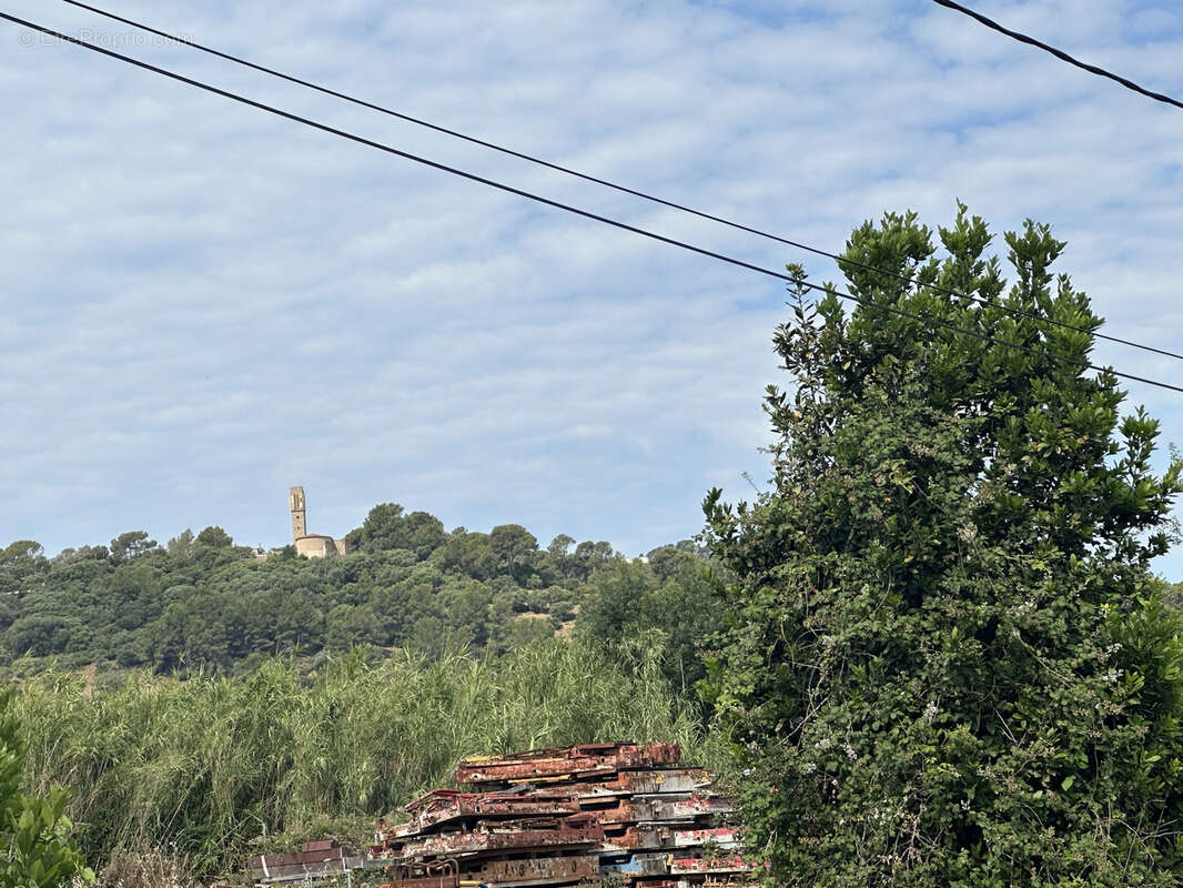 Terrain à HYERES